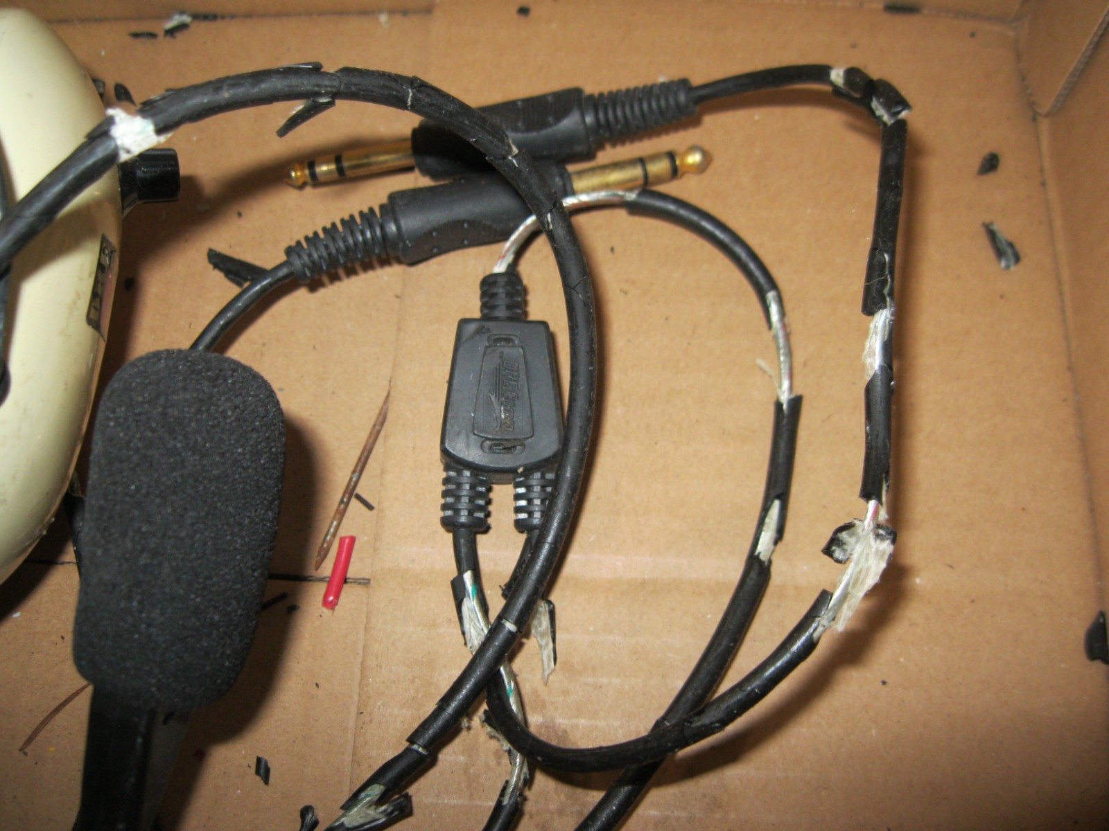 DRE Communications 4000 Headset AS IS Needs new cord