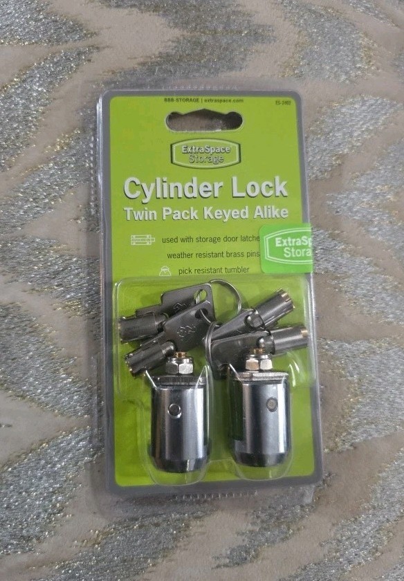 Extra Space Storage ES-2401 Cylinder Lock Twin Pack Keyed Alike 2 Locks Keys