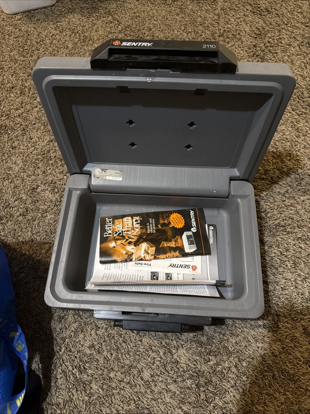 Sentry 2110 Safe Fire Safe Lock Box