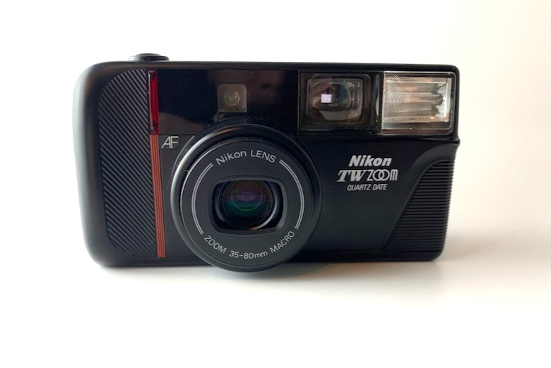 [Ex+5] Nikon TW Zoom Quartz Date 35-80mm Macro Lens 35mm Film Camera JAPAN ####B