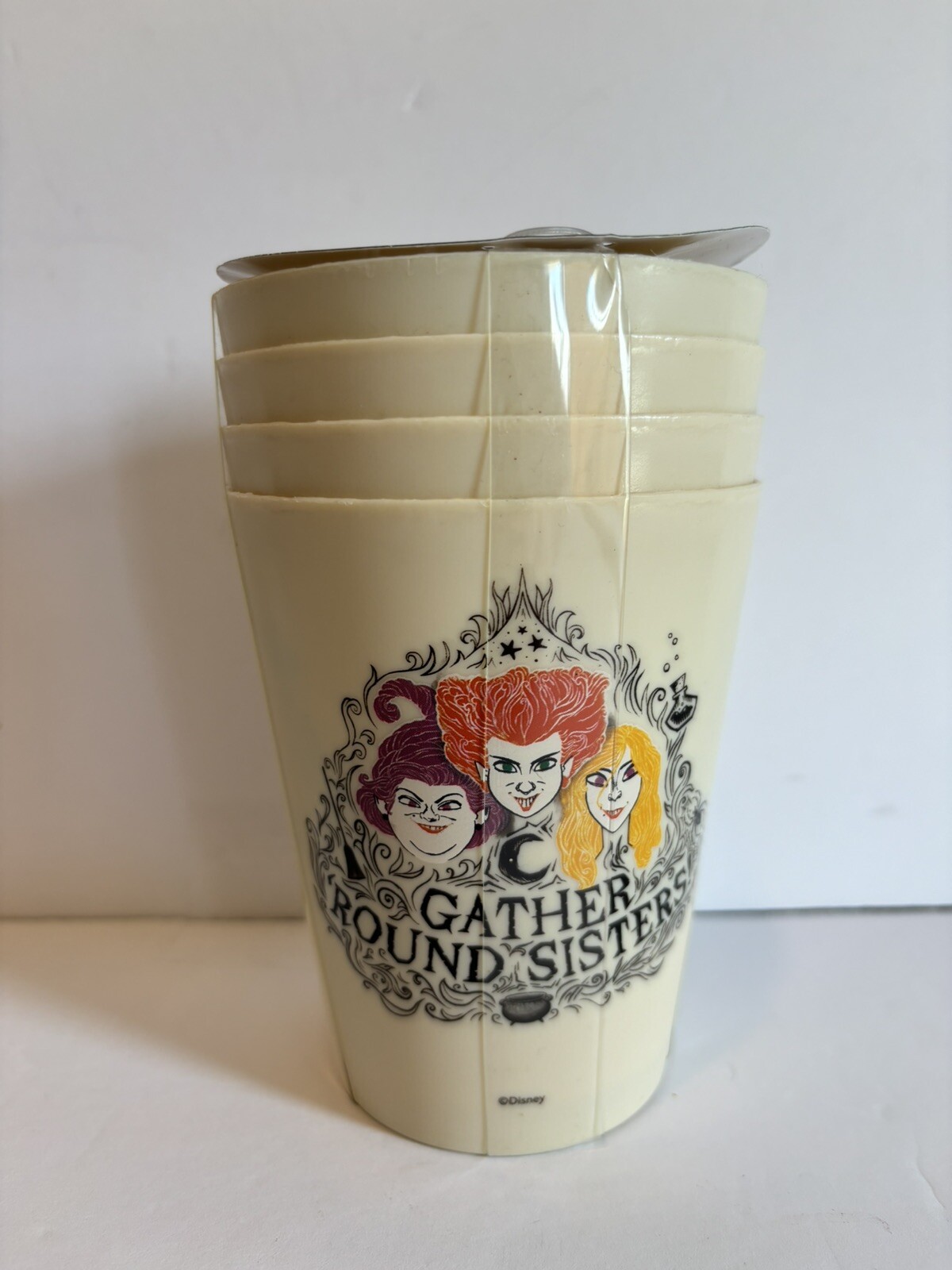 Lot Of 4 Hocus Pocus “Gather Round Sisters” 16 Oz Plastic Tumblers Disney Movie