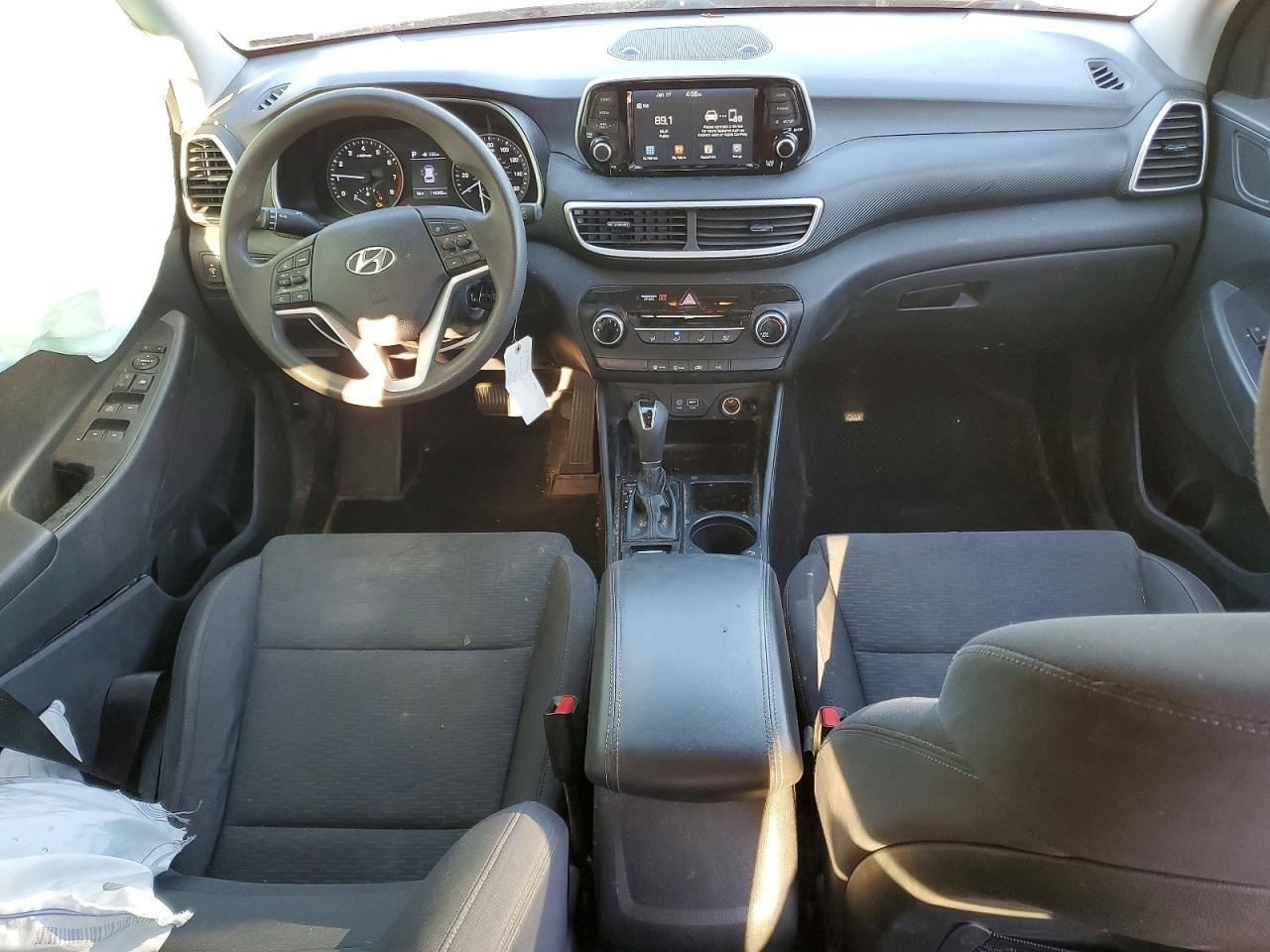 TUCSON 2019 Glove Box 4987653