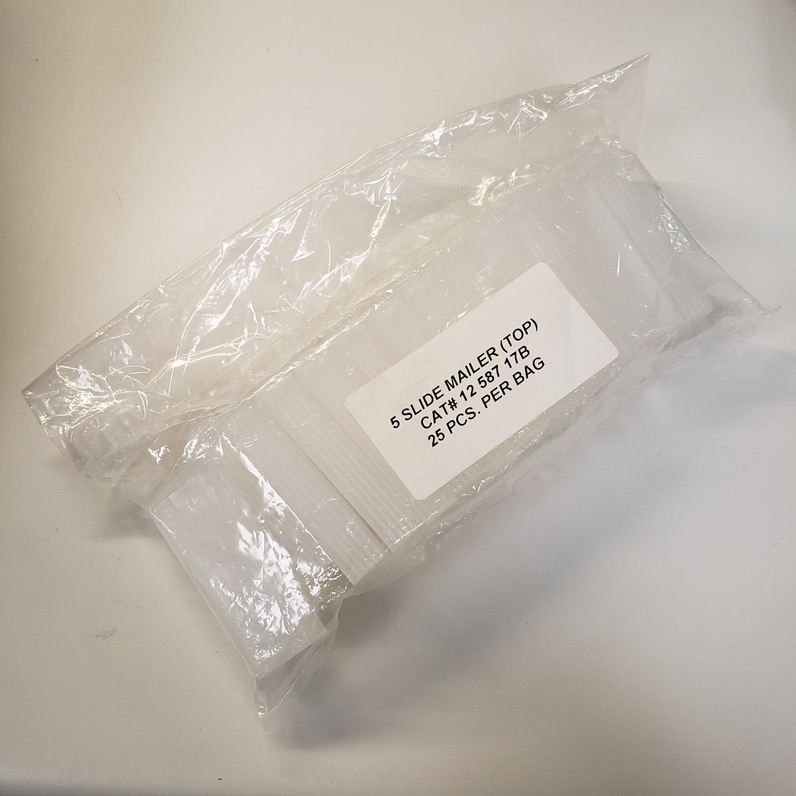 Fisherbrand™ Top-Opening Five-Slide Plastic Microscope Slide Mailer/Transporter