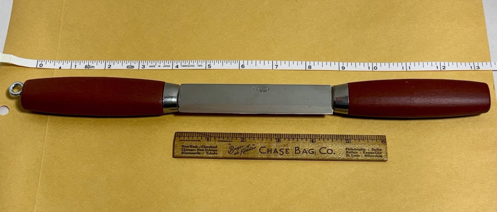 E Jonnson Classic Wood Splitter Drawknife With Red Handles Made in Sweden