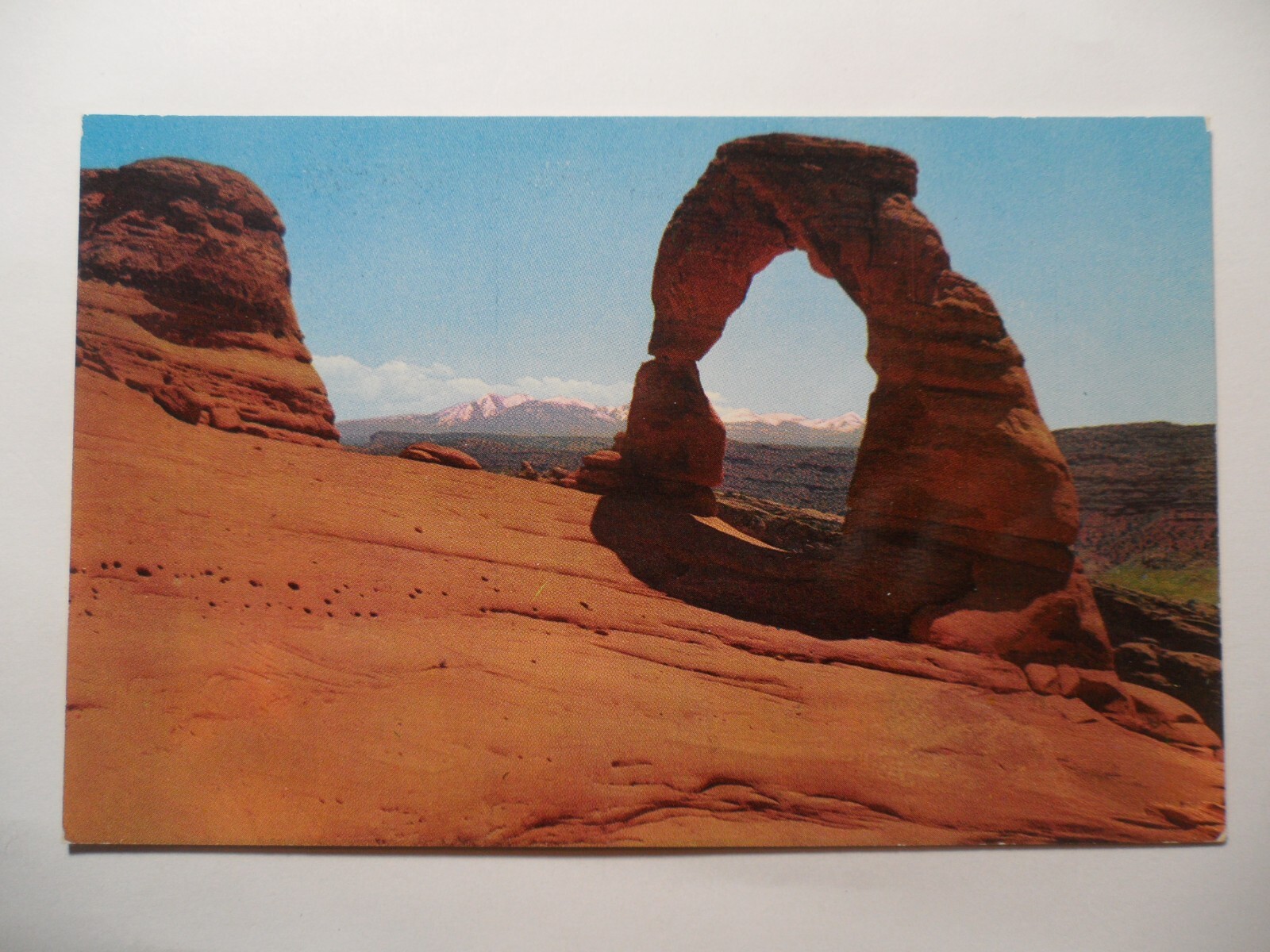STAMPMART : USA UTAH DELICATE ARCH ARCHES NATIONAL MONUMENT UNUSED POSTCARD