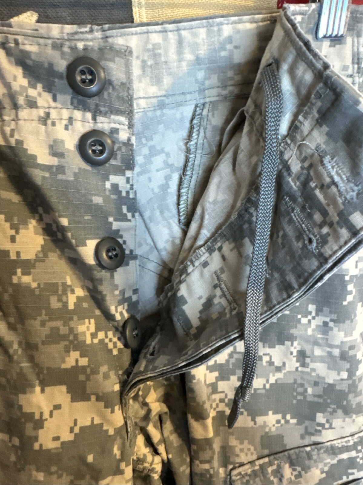 Medium XShort - Army Combat Pants ACU Digital Camo USGI 7809