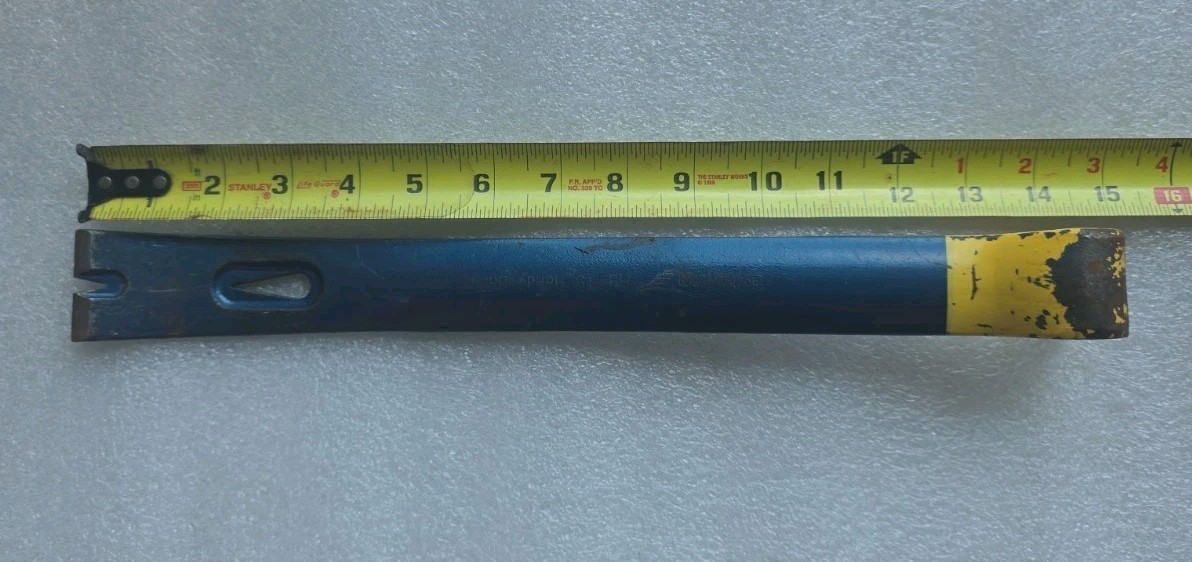 Eastwing HB-15  Pry Bar 15 " long