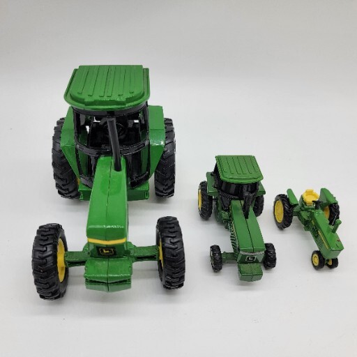 John Deer ERTL Tractors 3140 2510 3 Sizes