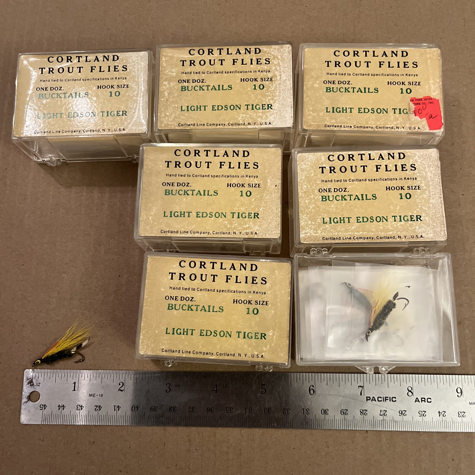 12 Cortland Trout Flies New Fly Fishing Lure Bucktails 10 Hook Light Edson Tiger