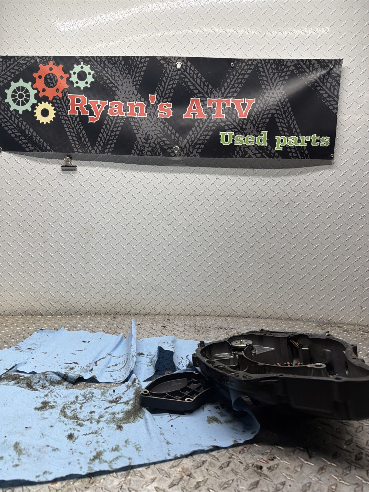 2005 Yamaha V Star 1100 Stator Cover (Oem)