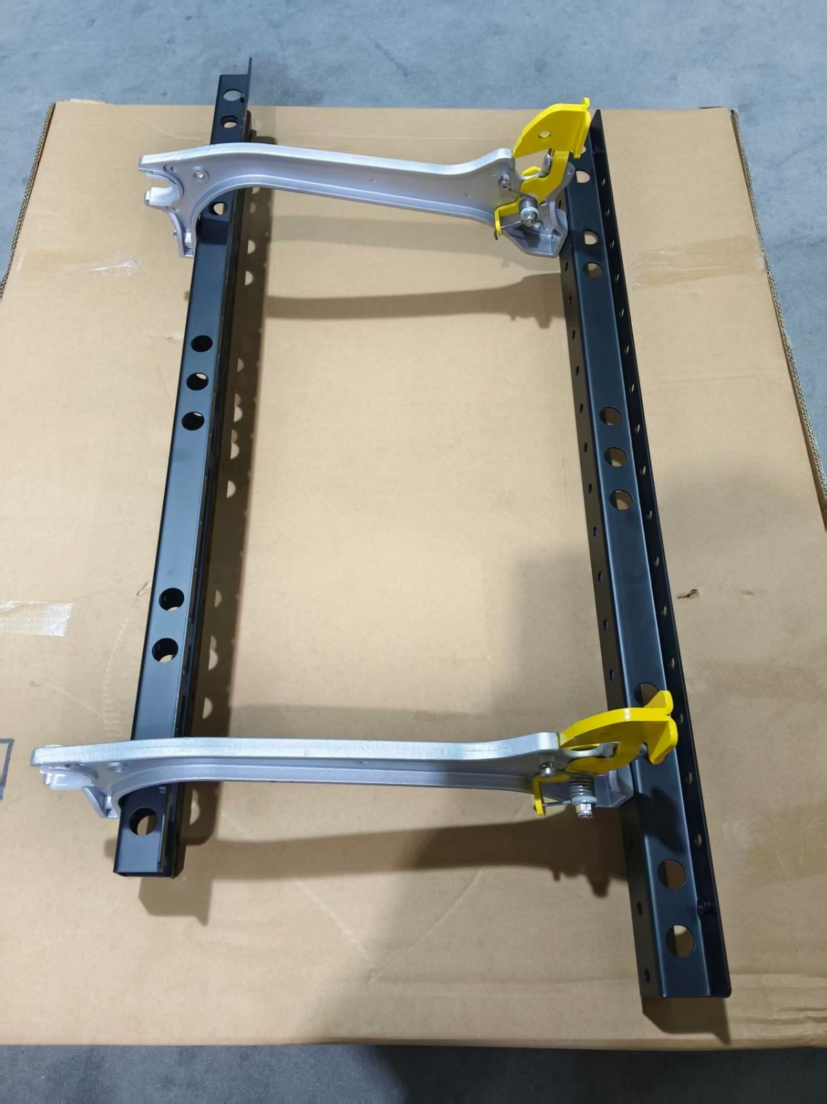 Fairing Panel Bracket SET Left Side For Freightliner Cascadia 2018-2024