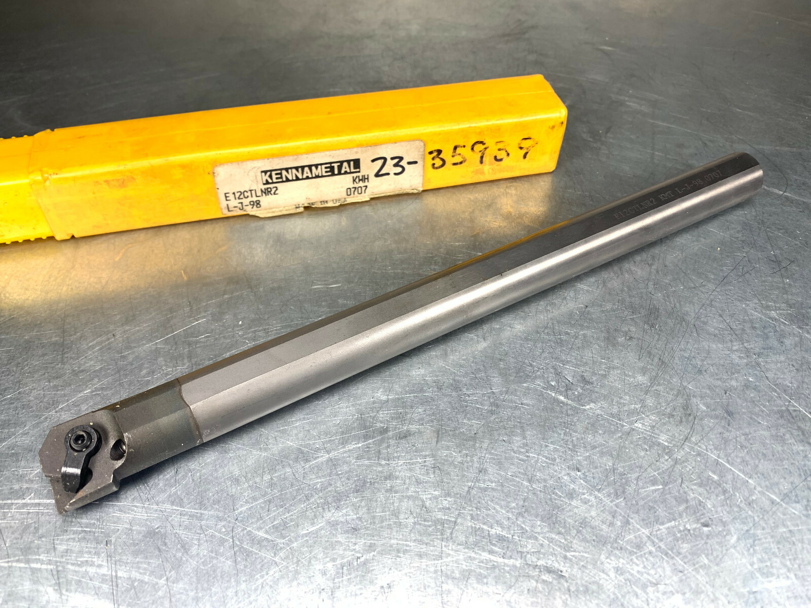 Kennametal E12CTLNR2 Carbide Boring Bar 3/4" Indexable, Coolant Thru, Kendex