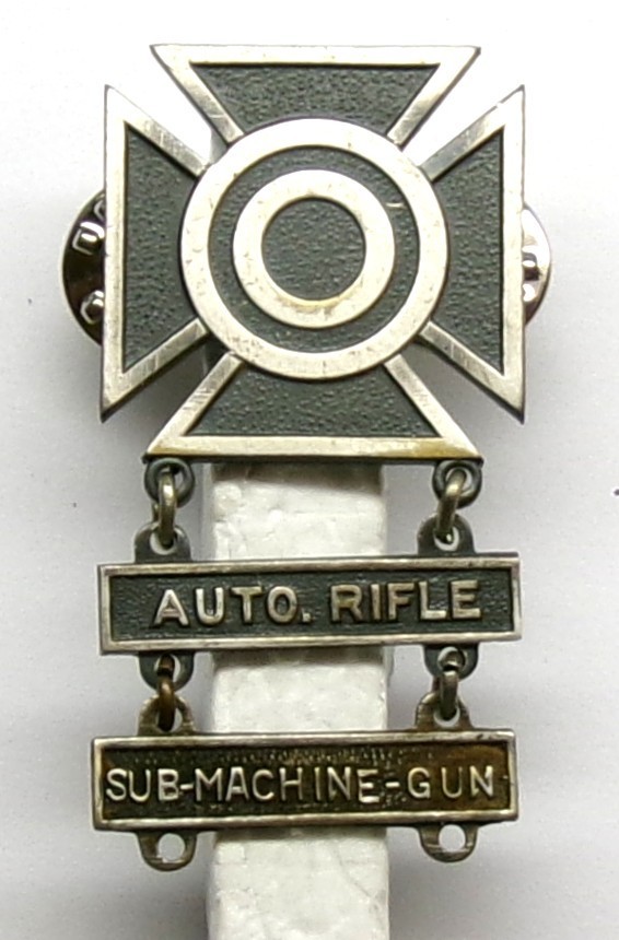 U. S. Army Basic Qualification Sharpshooter Badge with Auto Rifle & Sub Machine