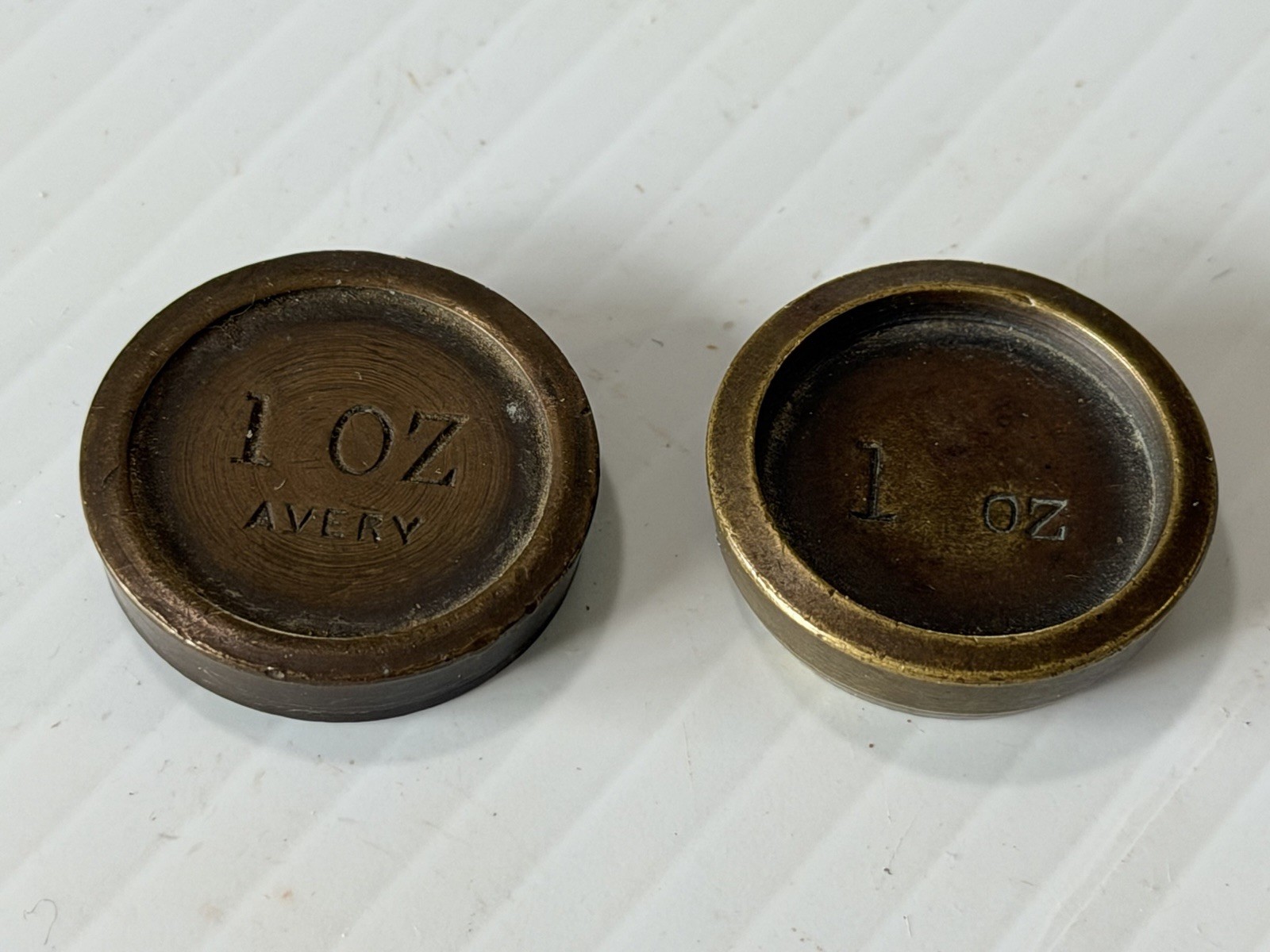 2 Vintage 1oz Brass Paper Weight Balance Iron Primitive Antique Counter Measure￼
