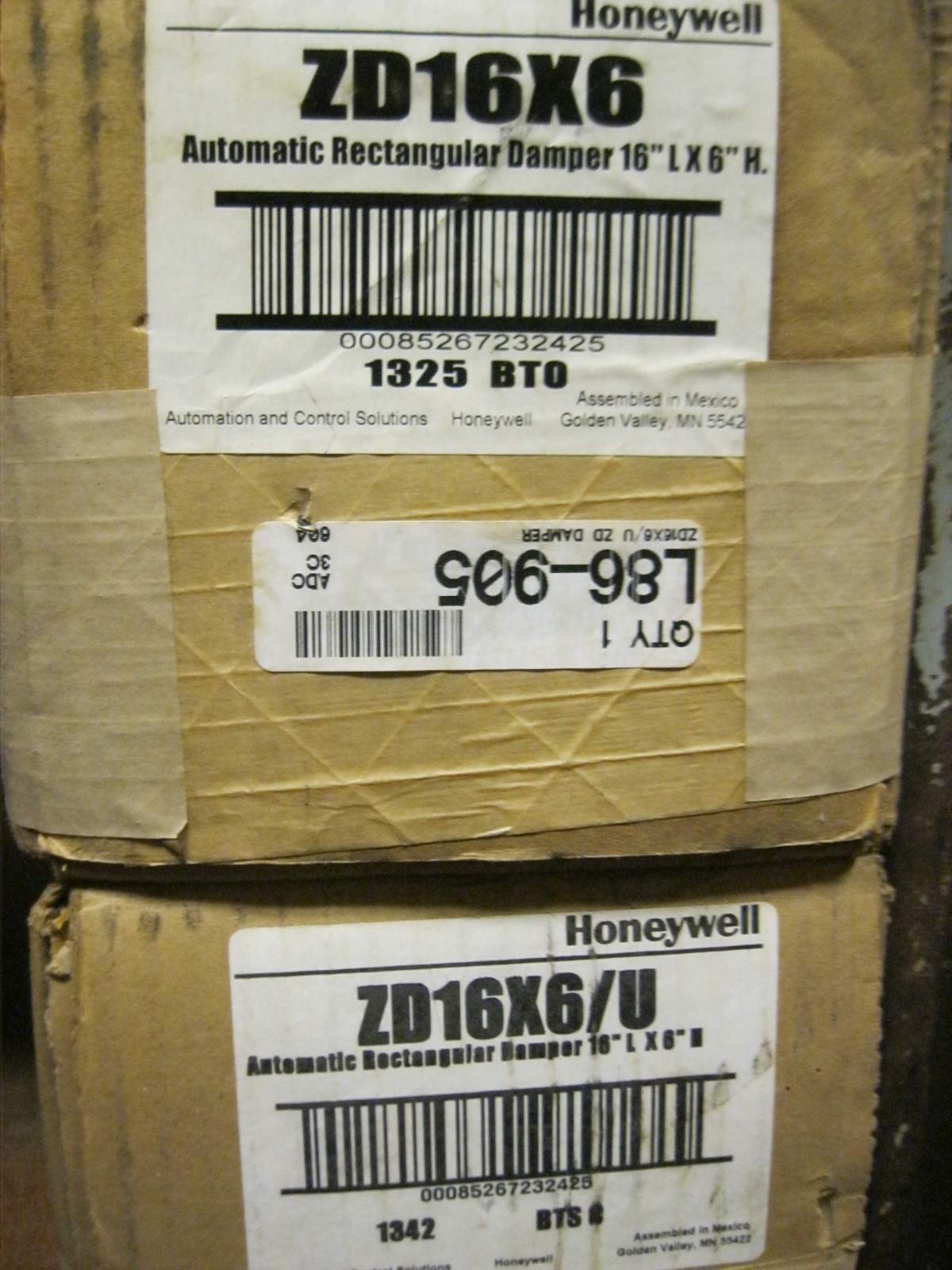 Honeywell ZD16X6 16" x 6". Rectangular Parallel Blade Damper, Total Zone, 24 VAC