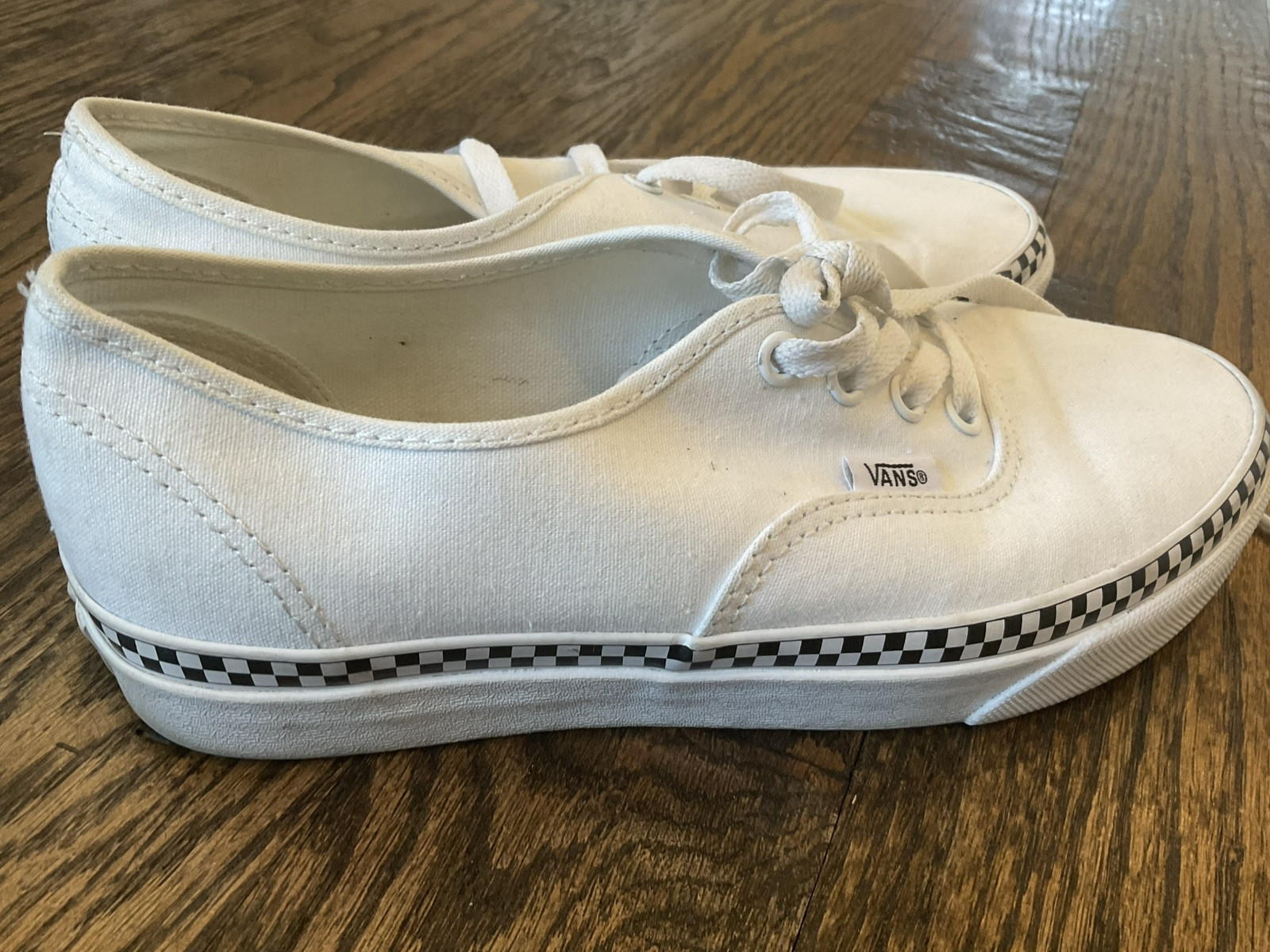 Vans Off The Wall 721356 White/Black Canvas Lace Up Shoes Unisex Women 7.5 Men 6