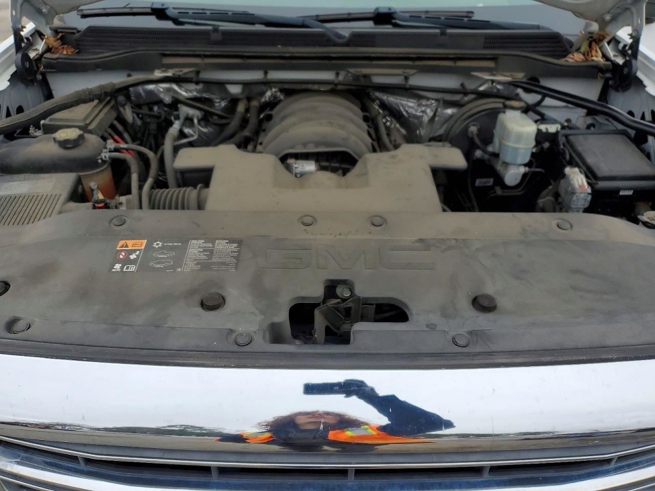 SIERRA150 2015 Glove Box 4976354