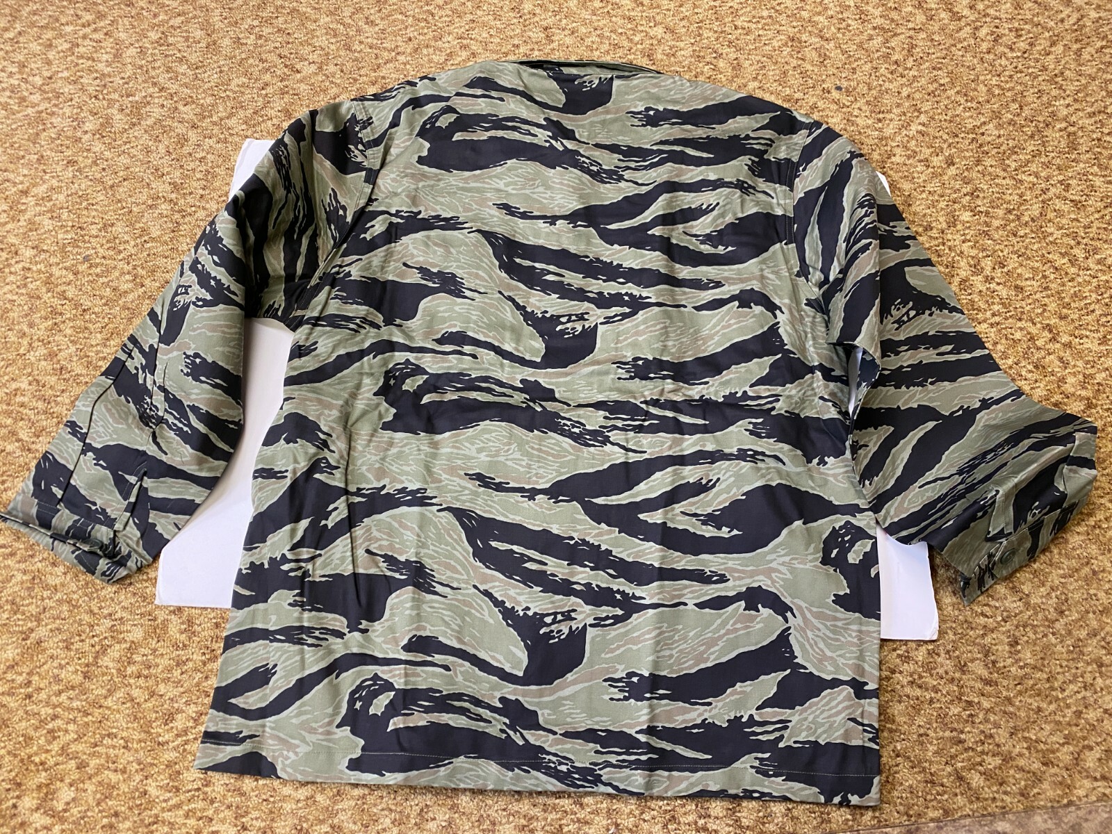 ust(L) US SPECIAL FORCES TIGER STRIPE UNIFORM Large W4C