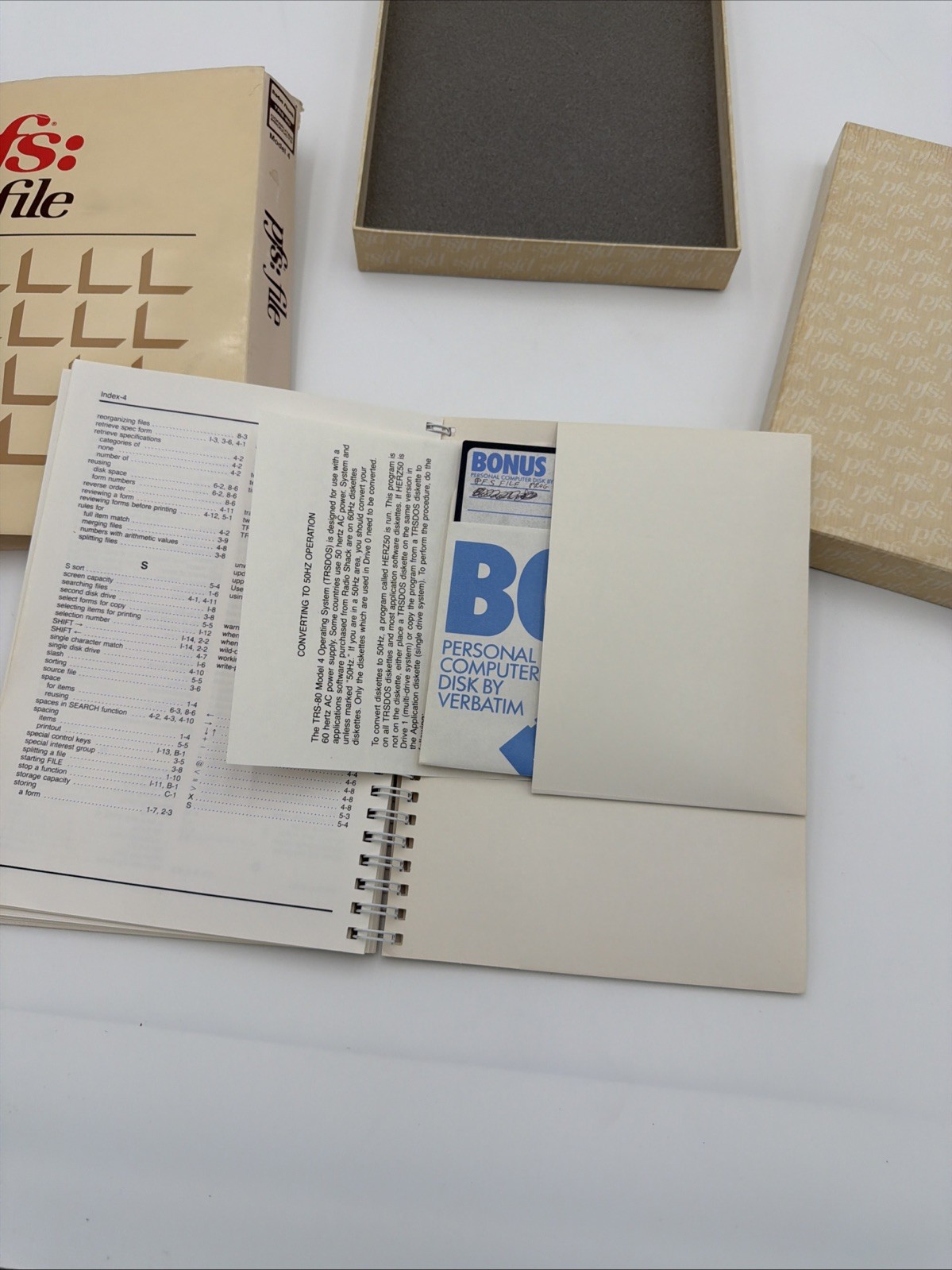 pfs:file TRS-80 Model 4 Software Publishing Corp Disk Tested Working Vintage