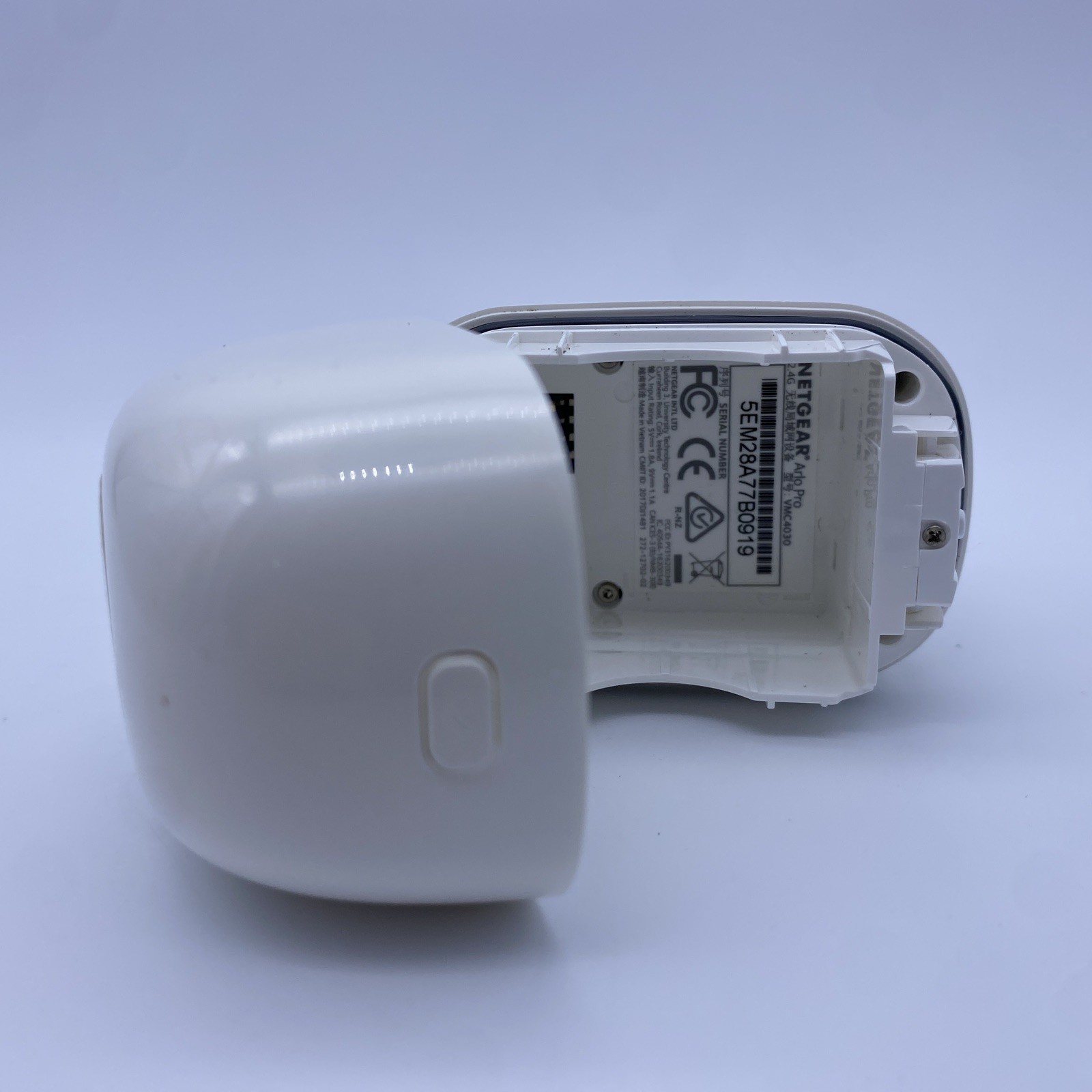 ⭐️Netgear Arlo Pro VMC4030 Add-On Wireless Security Camera White with Battery✨