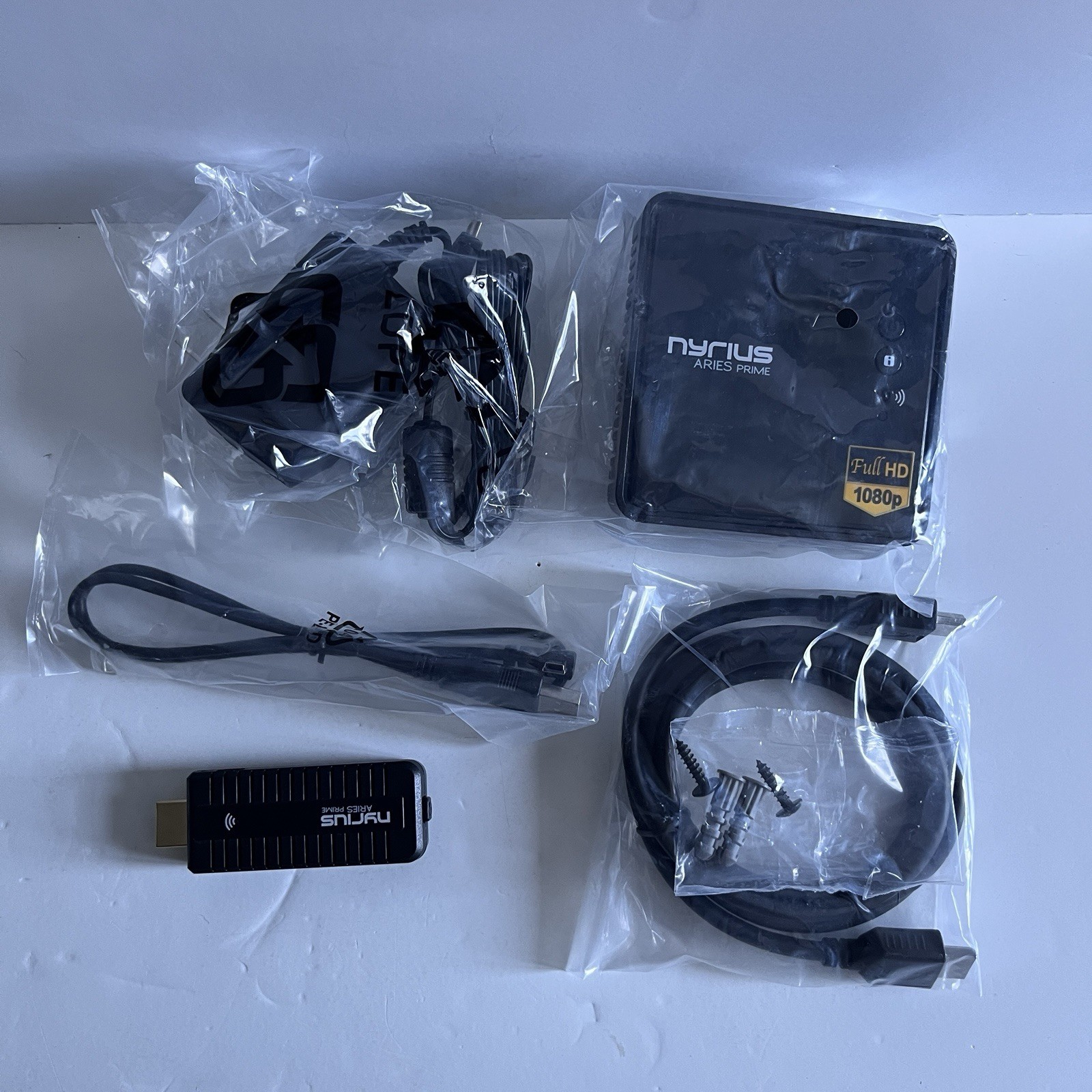 NYRIUS Aries Pro NPCS600 Wireless 1080p HDMI Transmitter & Receiver