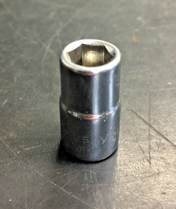 Husky Size 9/32" SAE, 1/4" Drive, 6 Point Socket, 20009, USA