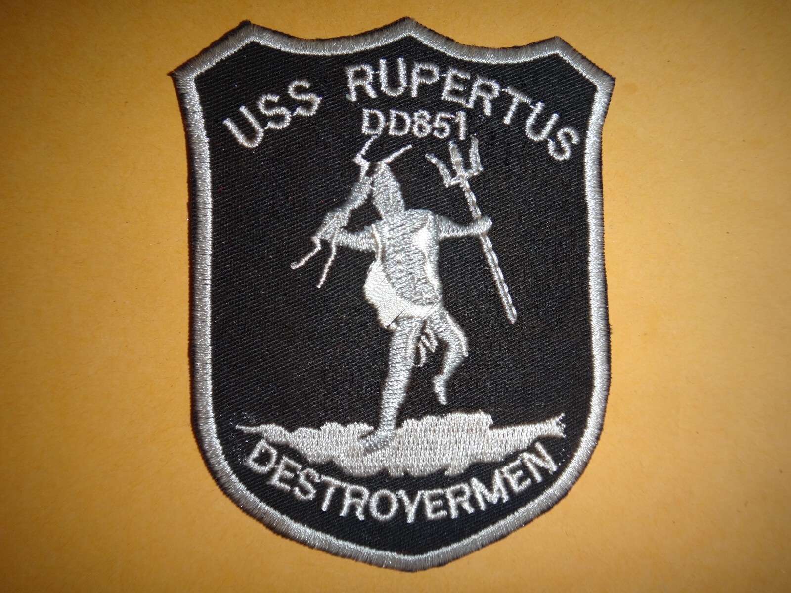 Vietnam War Patch US Navy USS RUPERTUS DD851 DESTROYERMEN