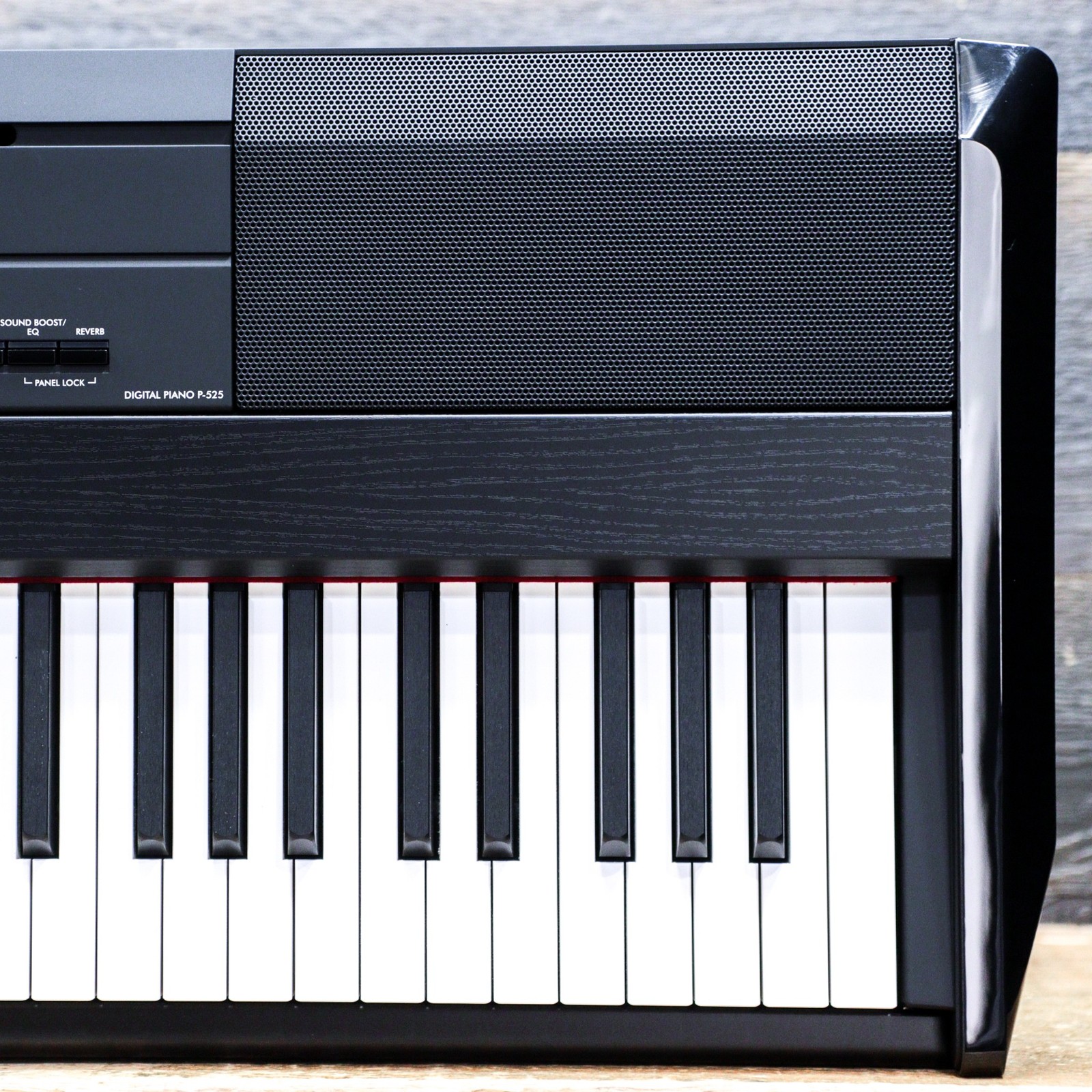 Yamaha P-525 Digital Piano 88-Key GrandTouch-S Keyboard Digital Piano - Black