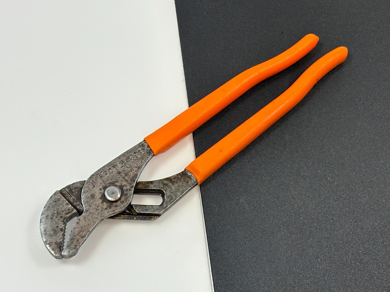 🇺🇸 Matco Tools USA PGJ9M 9-1/2" Slip Joint Groove Pliers Orange Grip