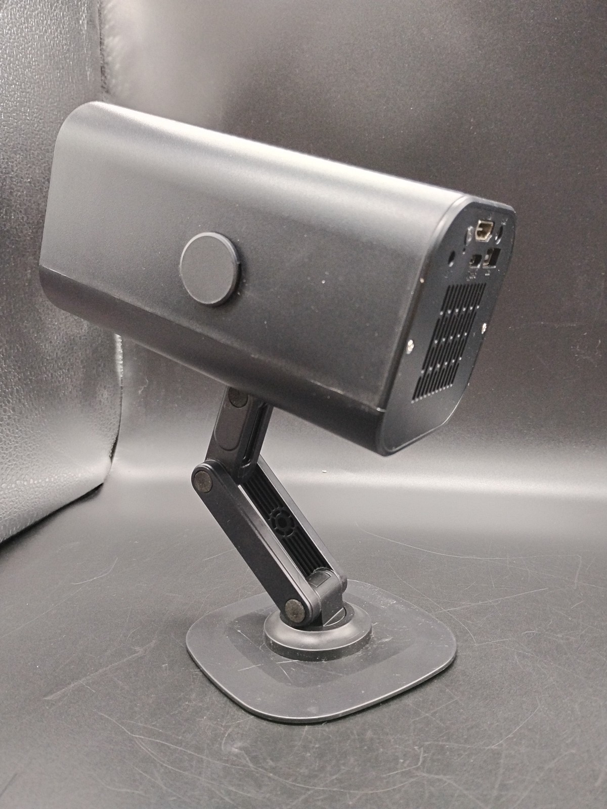 LED Mini Life Style Projector by Light Source Type C , HD Or USB Black
