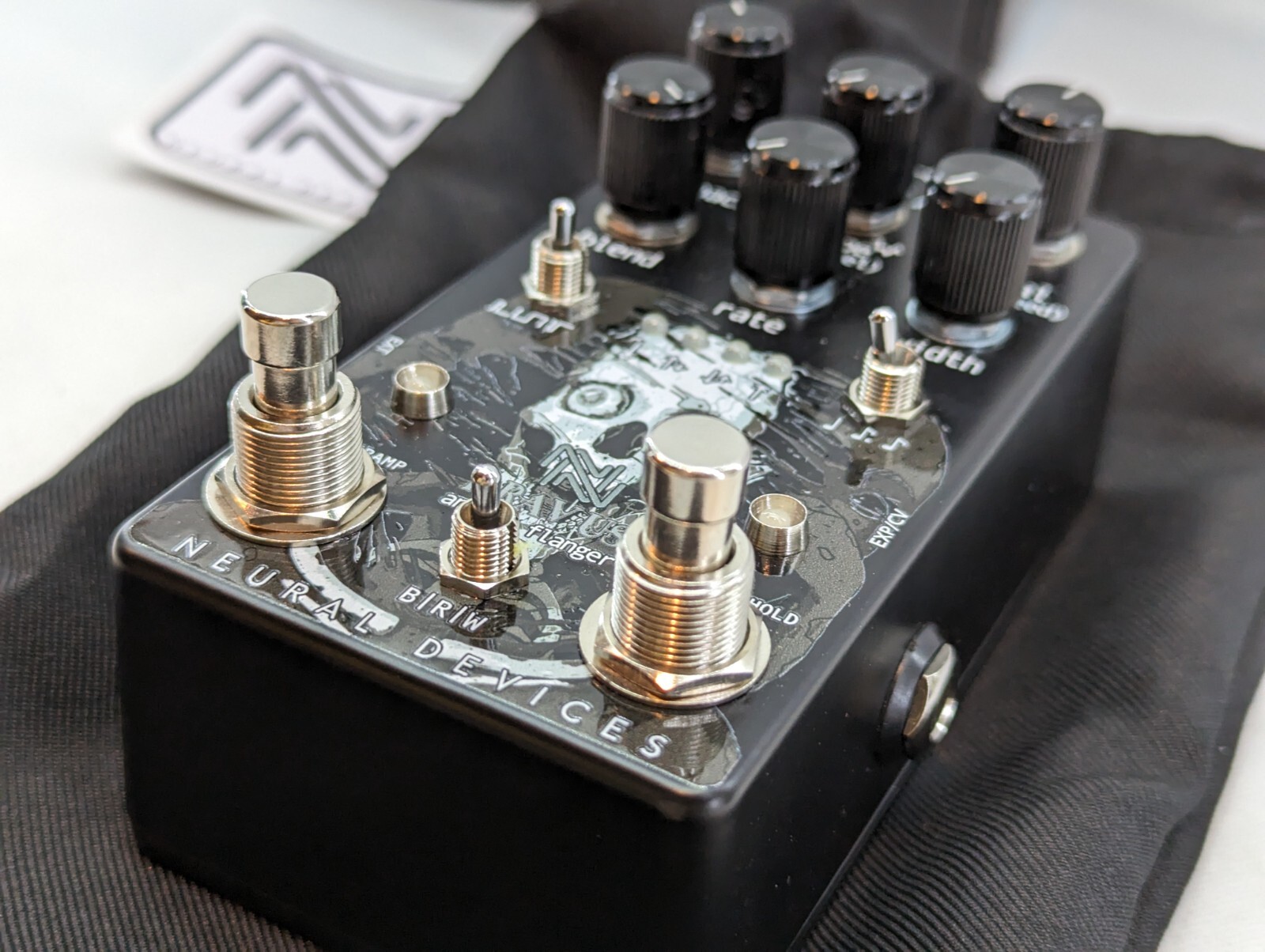 NEURAL DEVICES Pravus Analog Flanger & Modulation Engine 🔥New/Open Box🔥