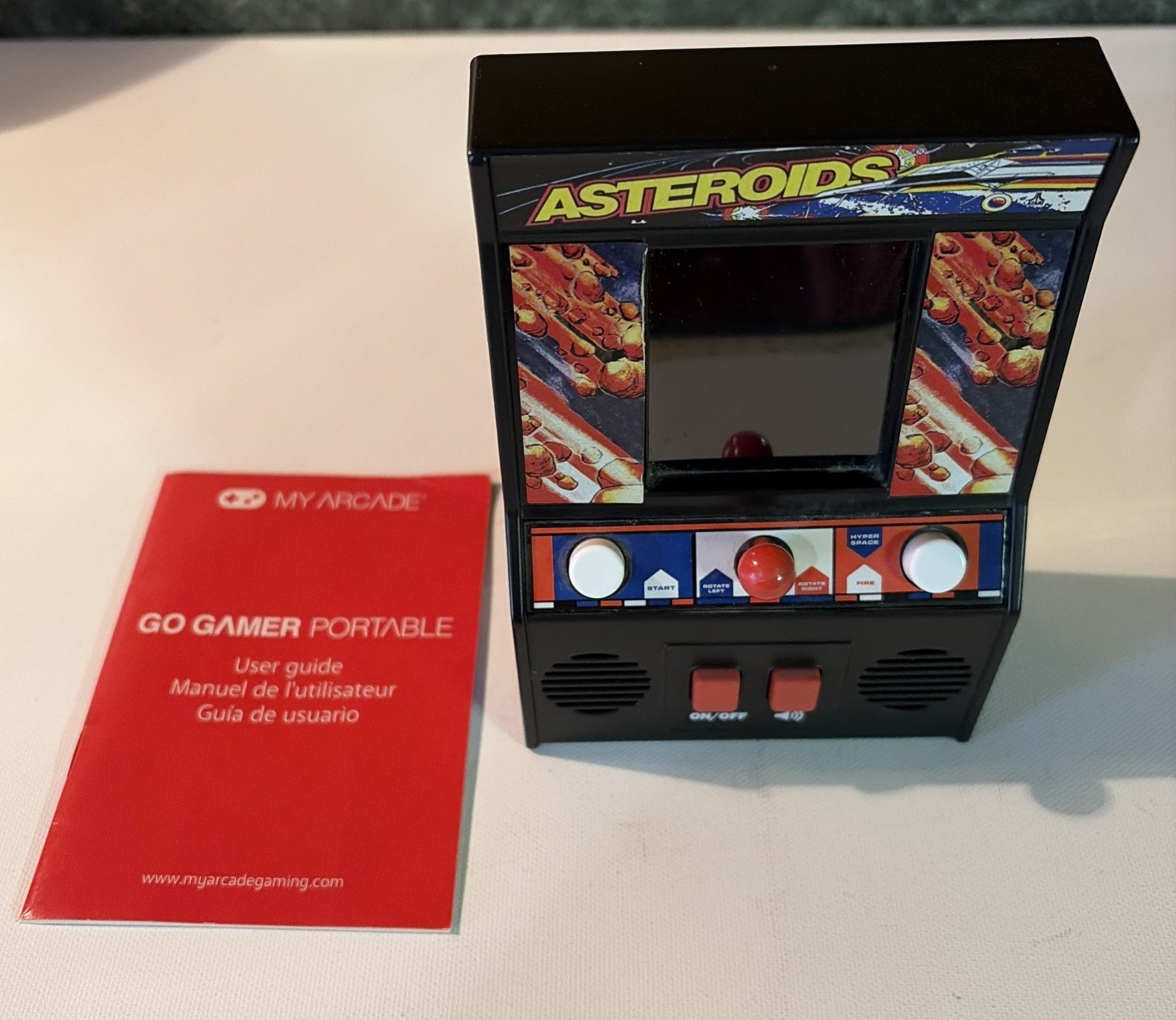 Asteroids Handheld Electronic Mini Arcade 1979, Tested, Batteries Not Included
