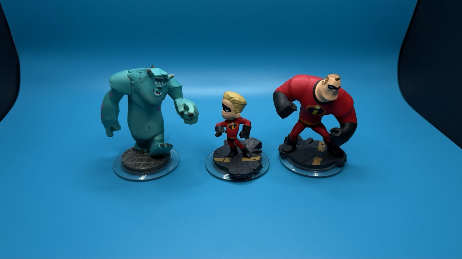 Lot of 3 Disney Infinity 1.0 Mr. Incredible Sully Dash Monsters Inc Incredibles
