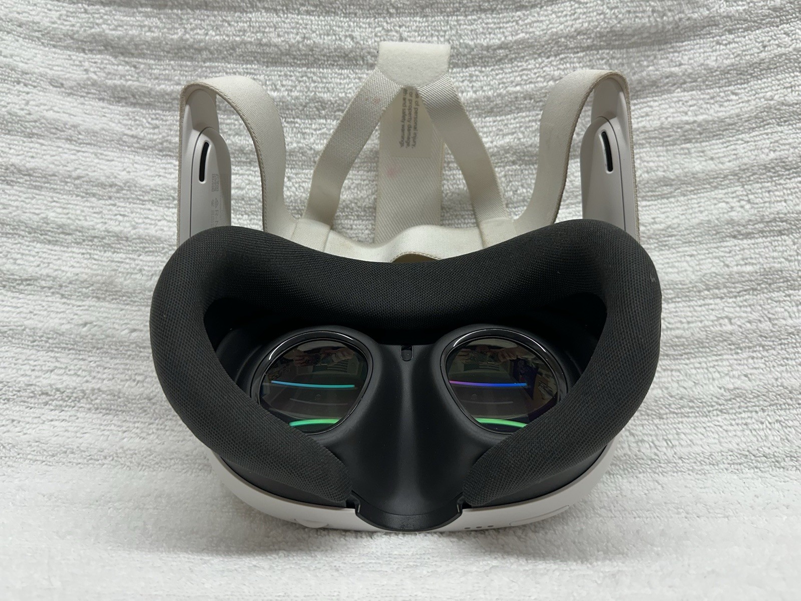 Meta Quest 3 (512GB) VR HEADSET Batman Arkham **Headest Only**