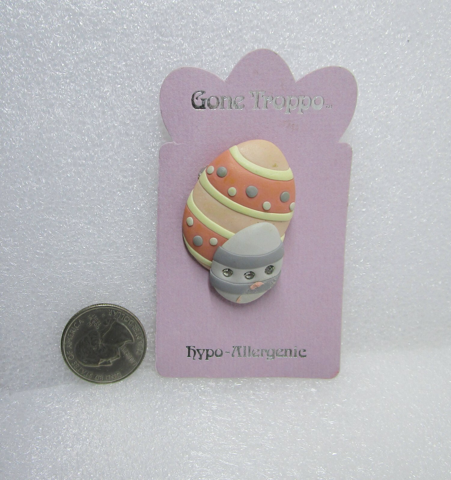 Gone Troppo Handcrafted Clay Easter Basket w/ Eggs Pin