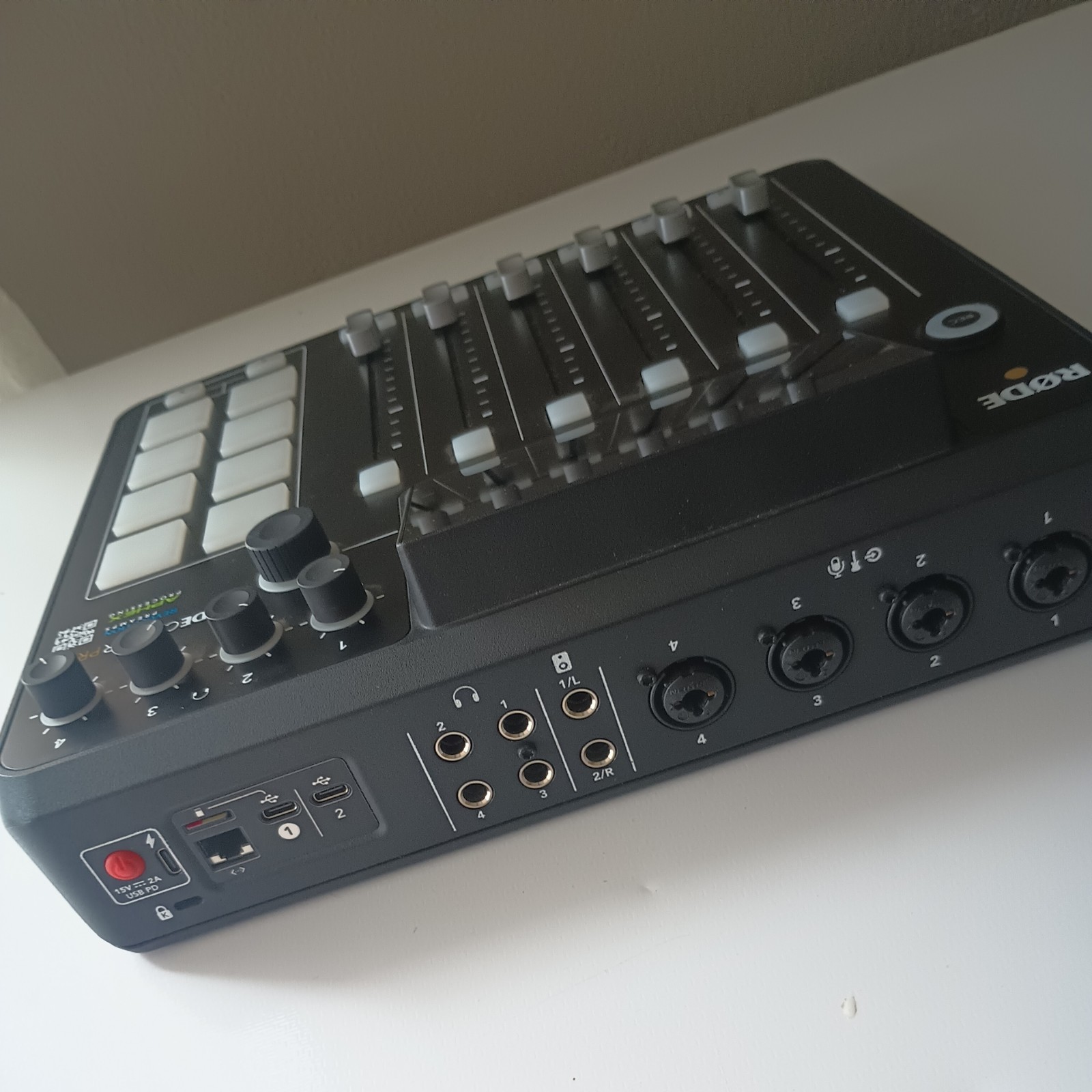 Rode RODECaster Pro II 8 Integrated Audio Production Studio