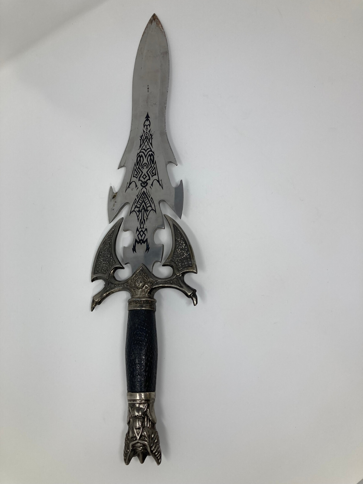 dagger knife