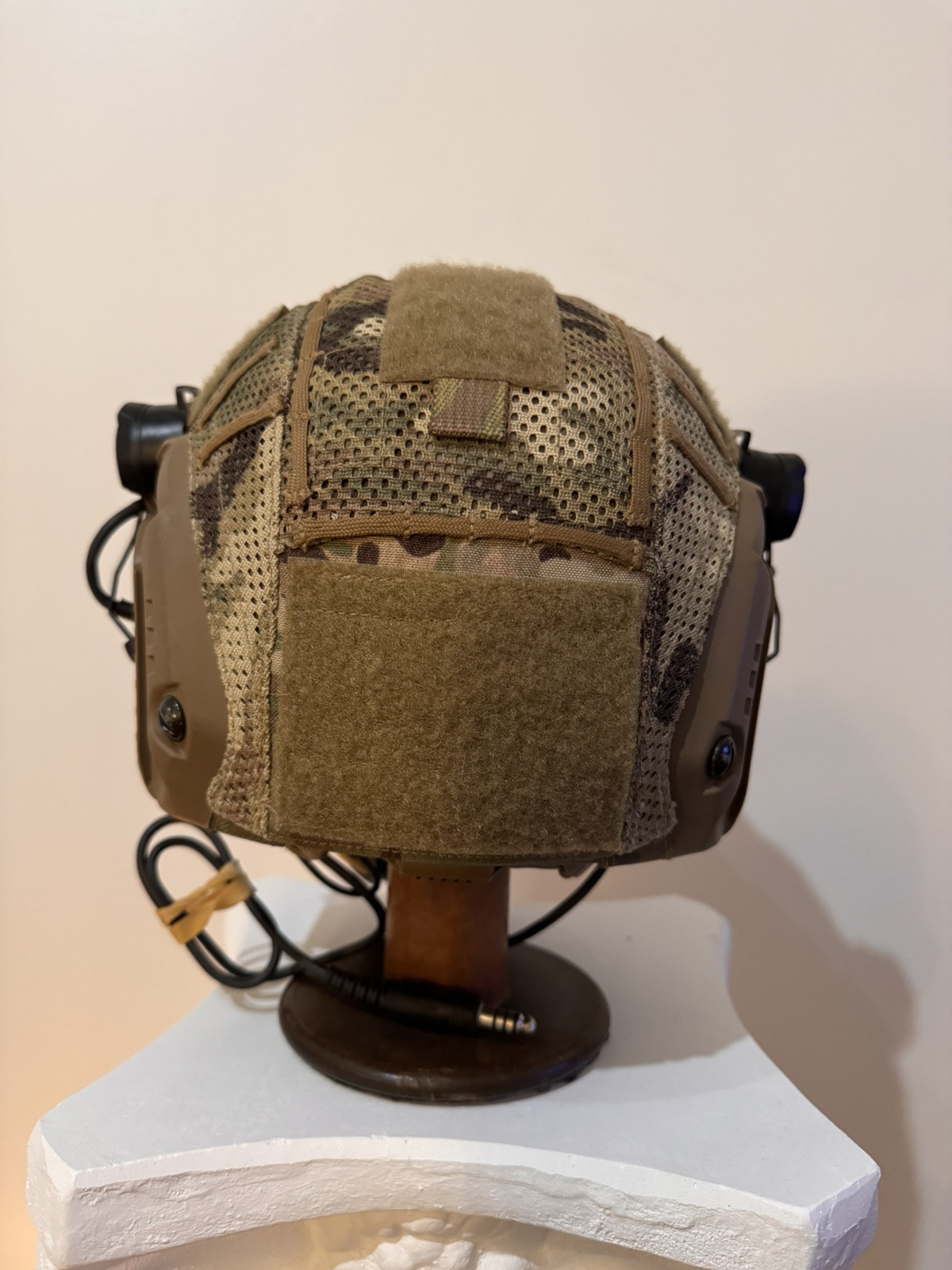 RARE Ops-Core FAST Ballistic Helmet Medium Tan With Peltors CAG SOF Ranger