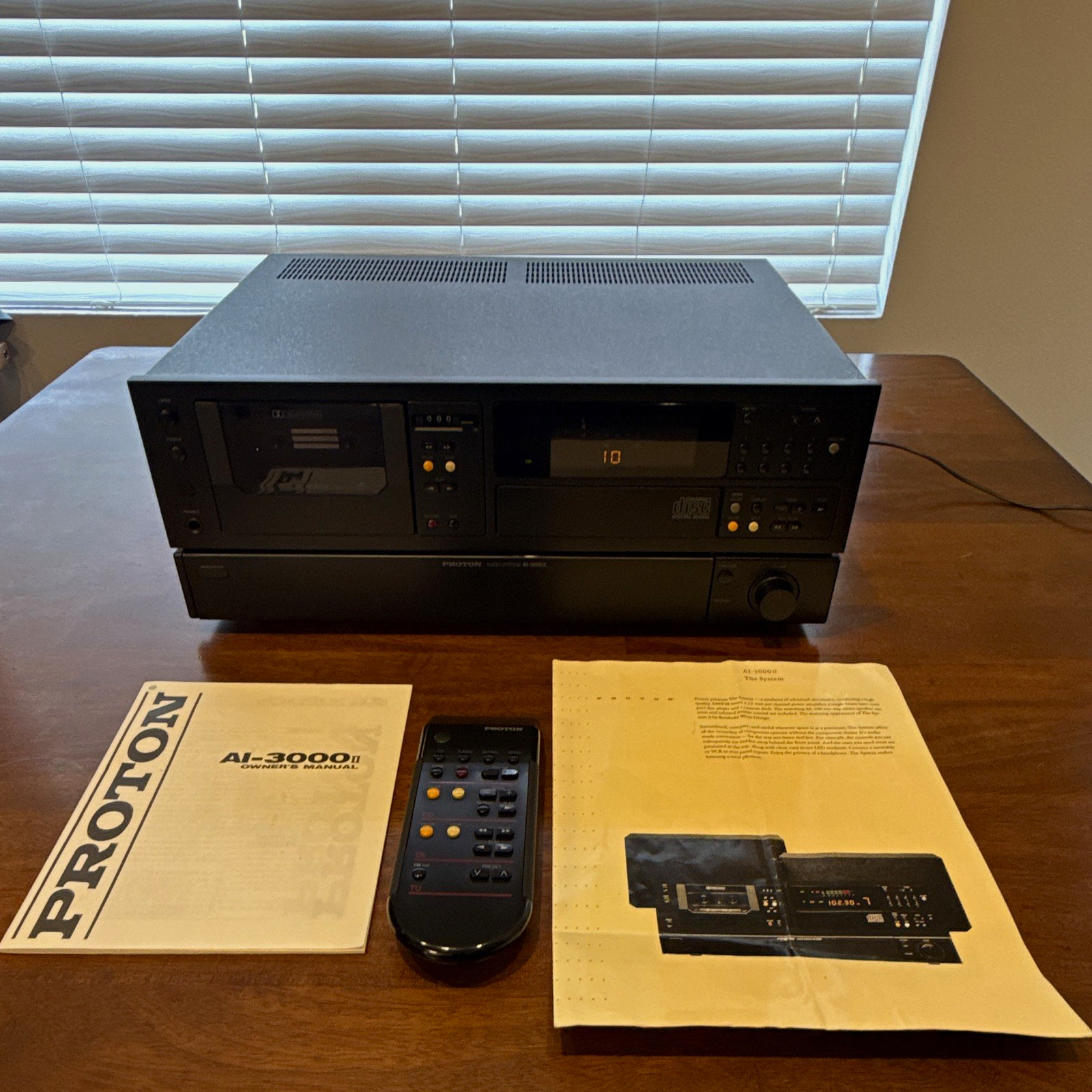 Proton AI-3000II Audio System Stereo Receiver w/ Remote, Manuals & Papers