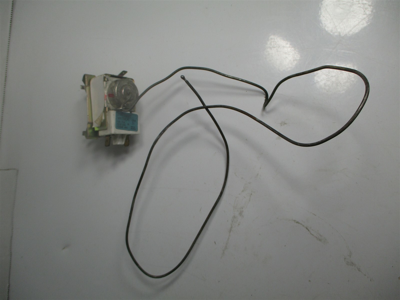 FRIGIDAIRE FREEZER THERMOSTAT PART # 216714601