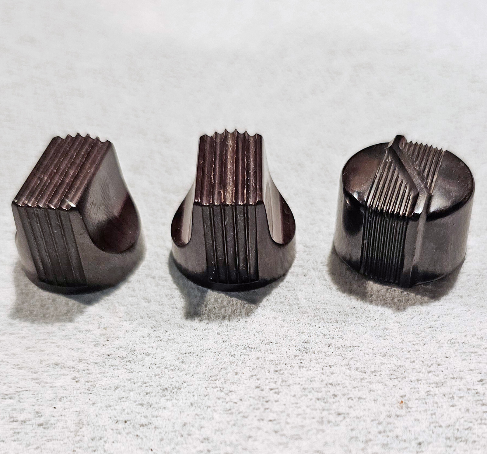 3 Knobs - Capitol Phonograph Turntable Model U14 - Brown Bakelite
