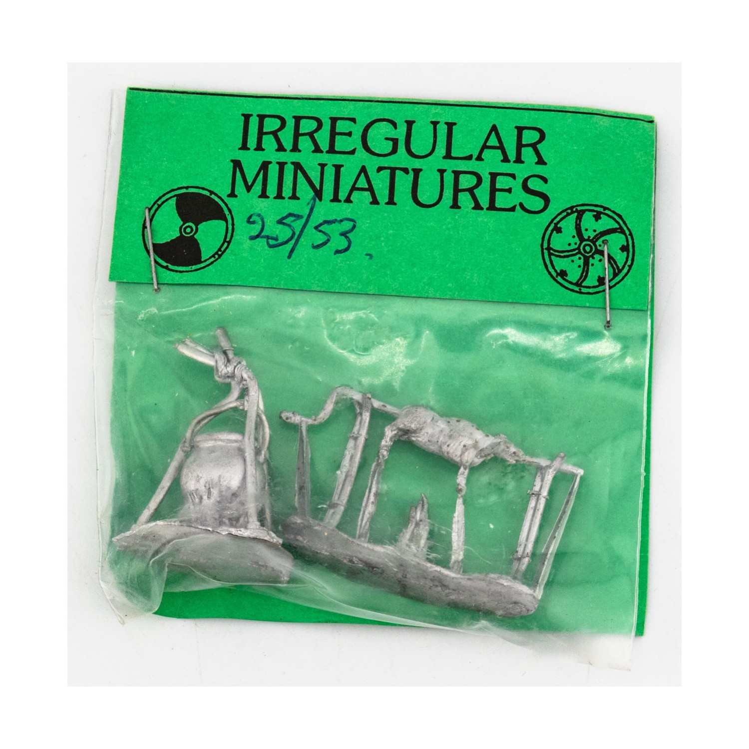 Irregular  Historical Minis  Cauldron on Tripod and Animal on Spit Ove Pack New