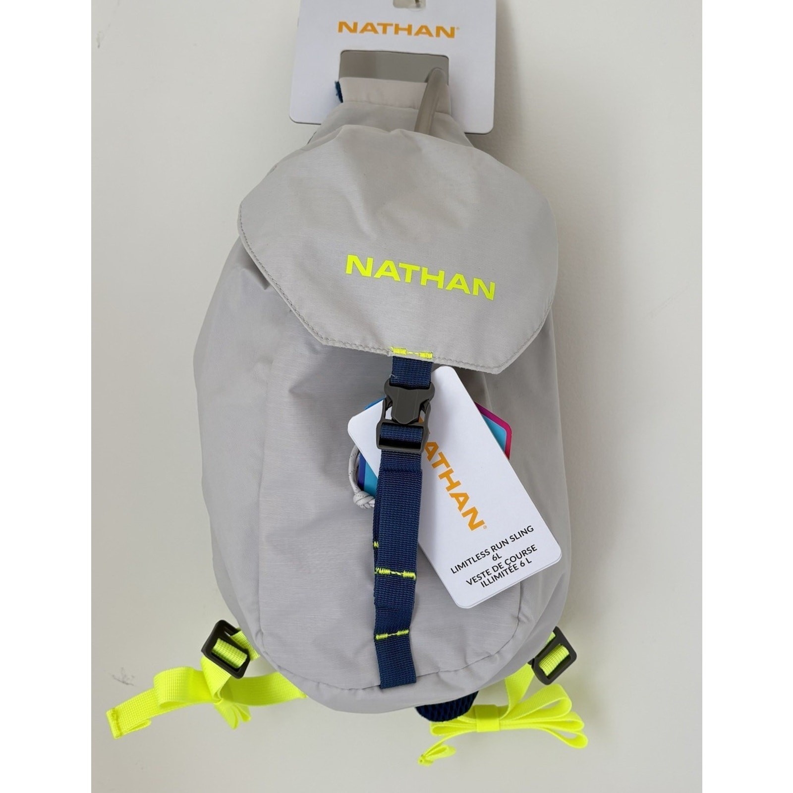 Nathan Limitless Run 6 L Hydration Sling Bag | Vapor Gray