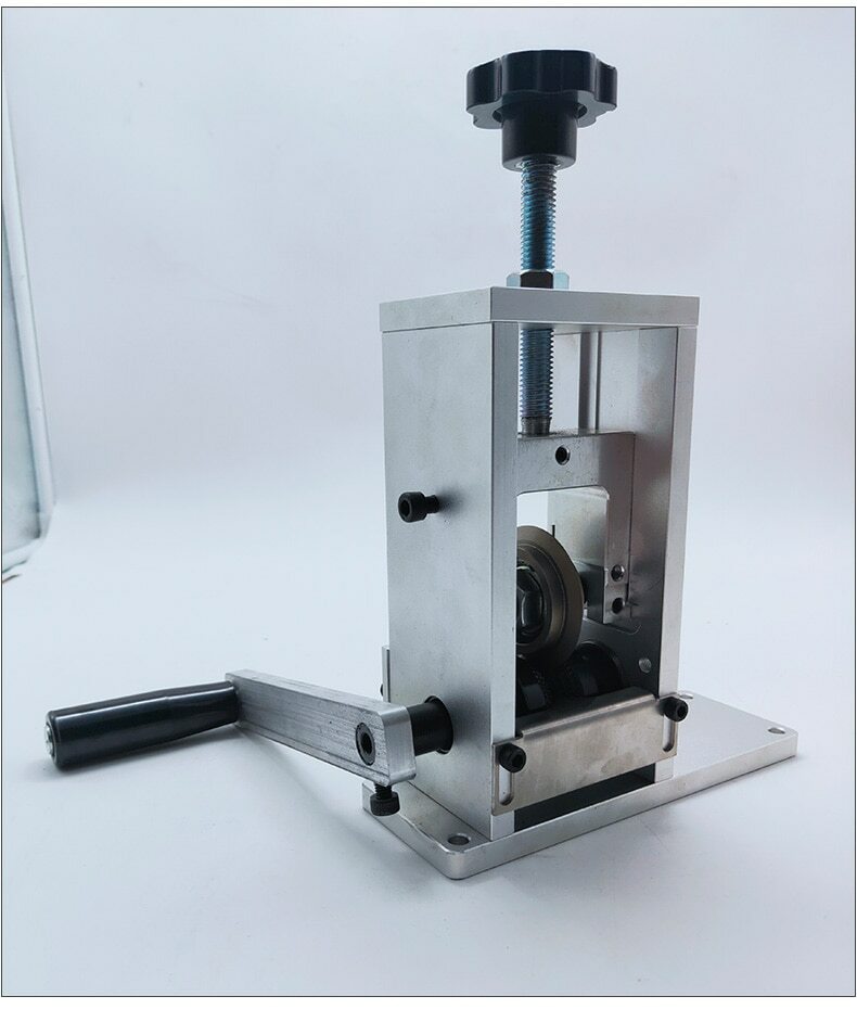 hand-cranked scrap wire stripping machine old wire and cable copper wire strippe