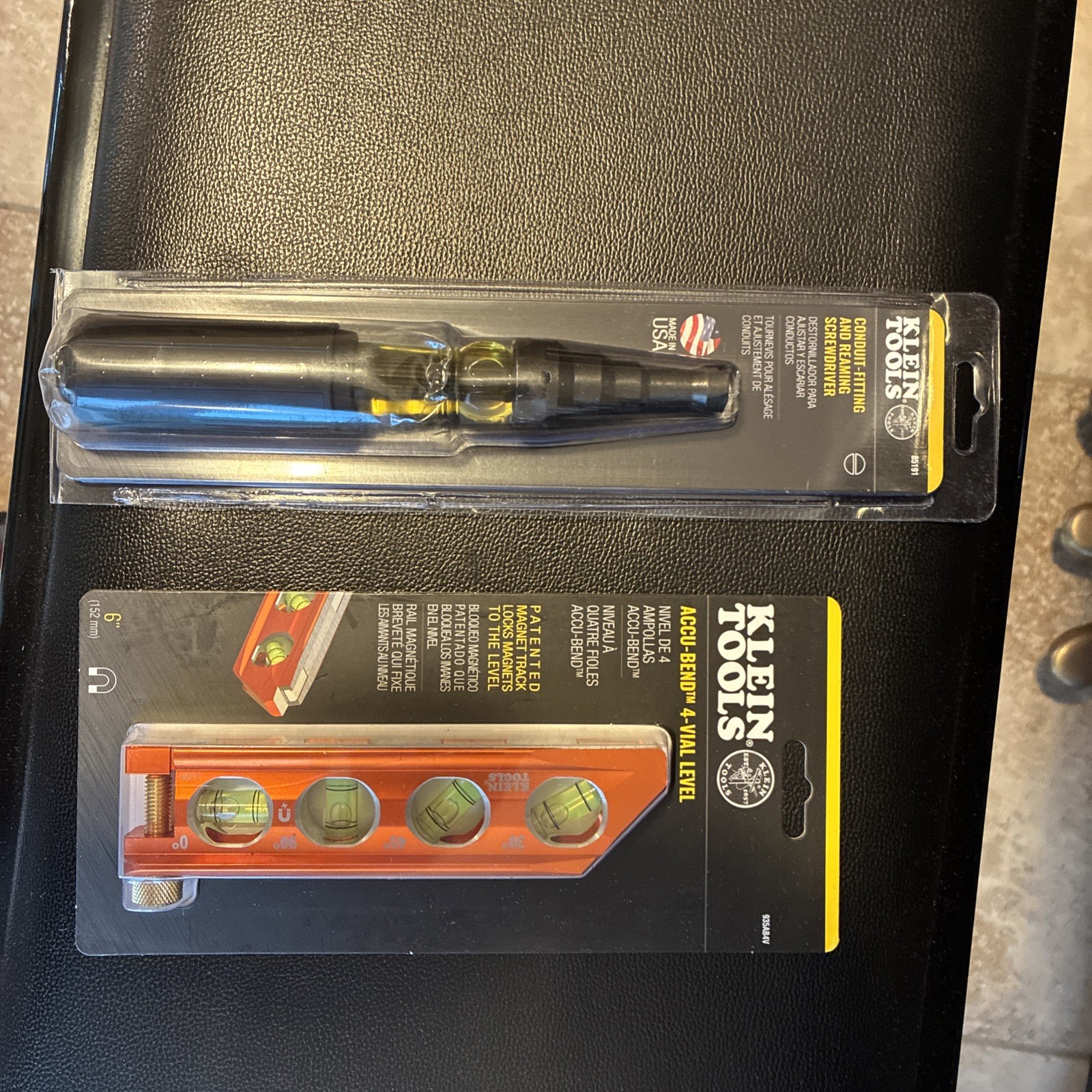 Klein Tools Magnetic Level 4 Vial 935AB4V & Conduit Reaming Screwdriver Set Of 2