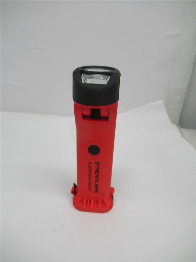 Streamlight , Survivor Pivot Rechargeable Flashlight