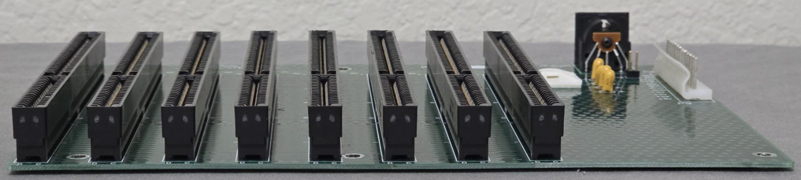 Tempustech 00247-004 Riser Board Backplane Pre-Owned #2