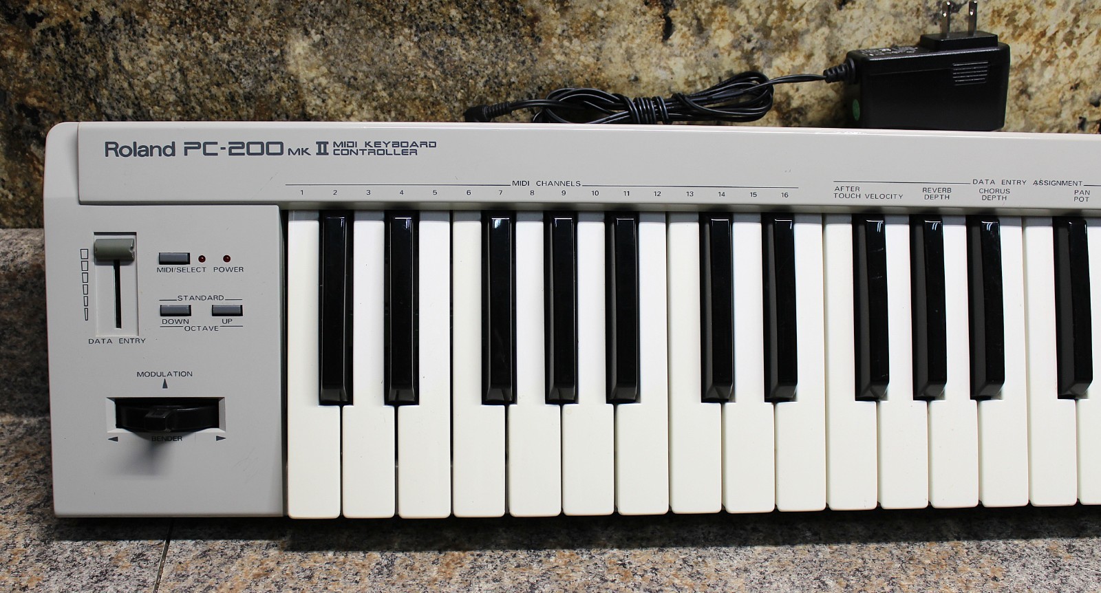 Roland PC-200 MK II Midi Keyboard Controller