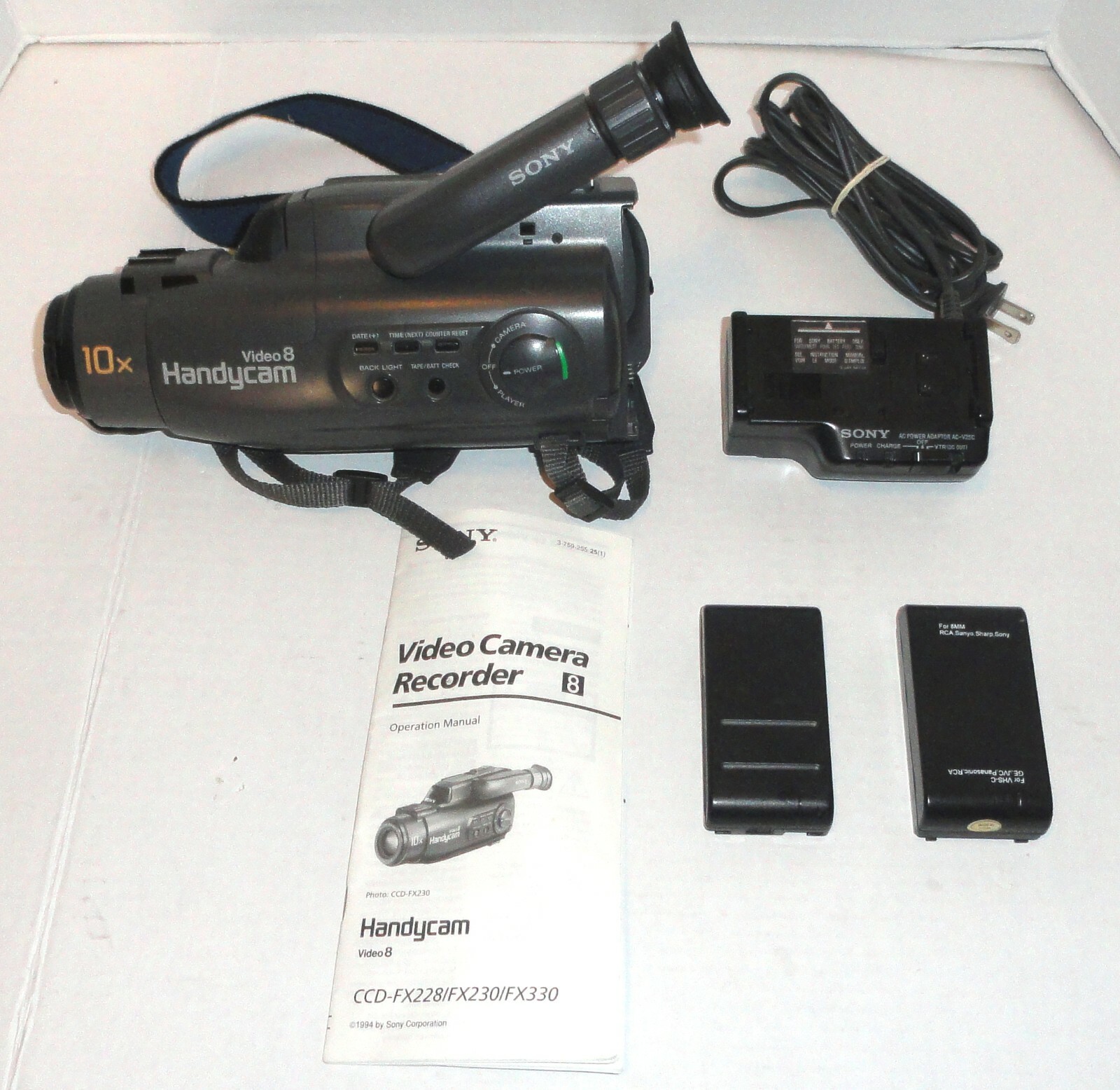 Sony Handycam CCD-FX228 Video 8 Cassette Camcorder UNTESTED FOR PARTS OR REPAIR