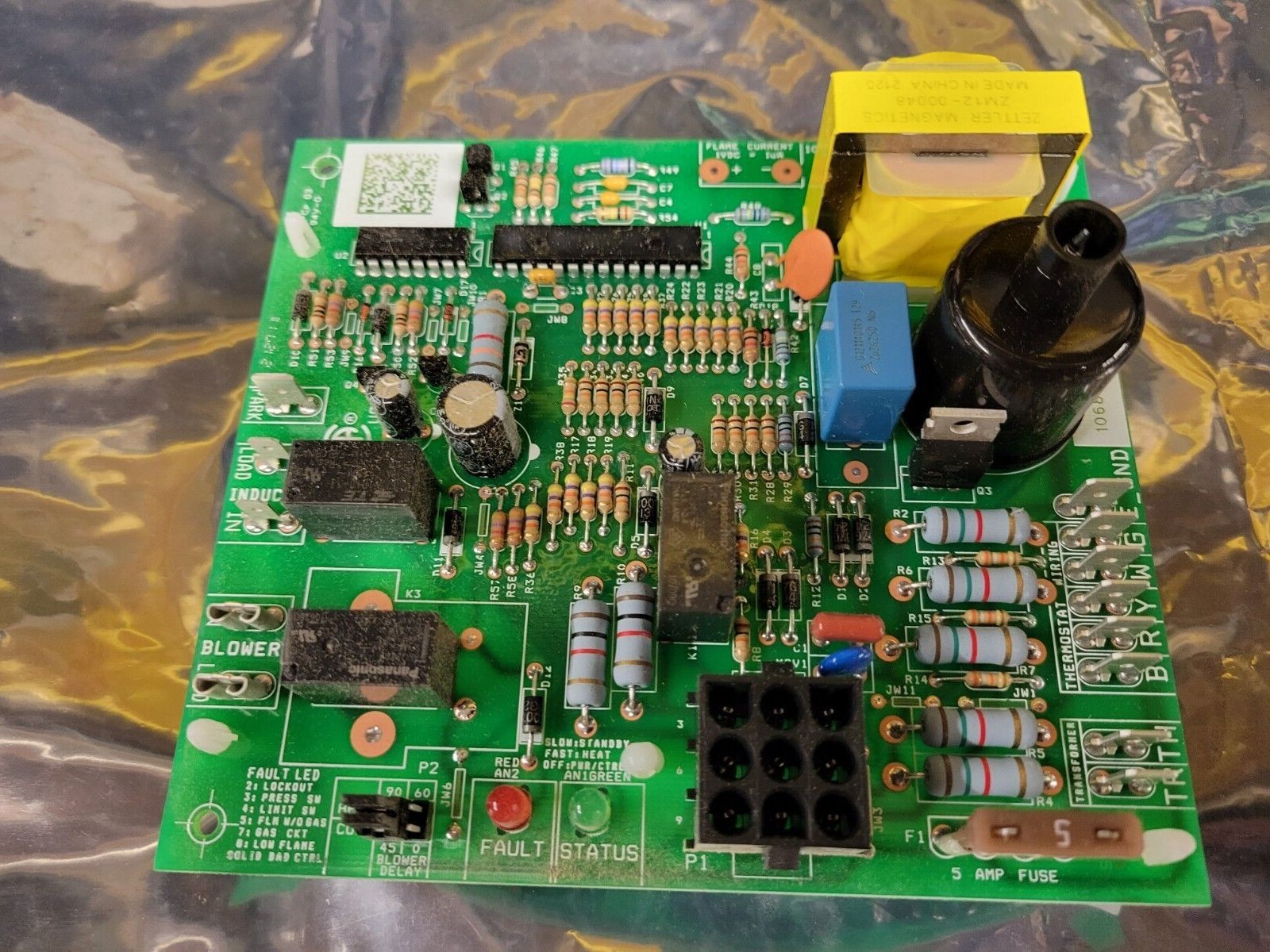 TRANE American Standard 1068-113 CNT07230 D674712P02 Ignition Control Board NEW